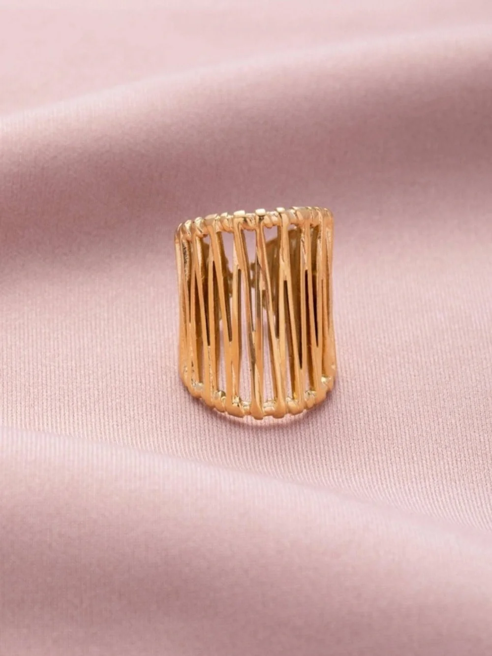 Anthropologie Gold Openwork Cage Band Ring